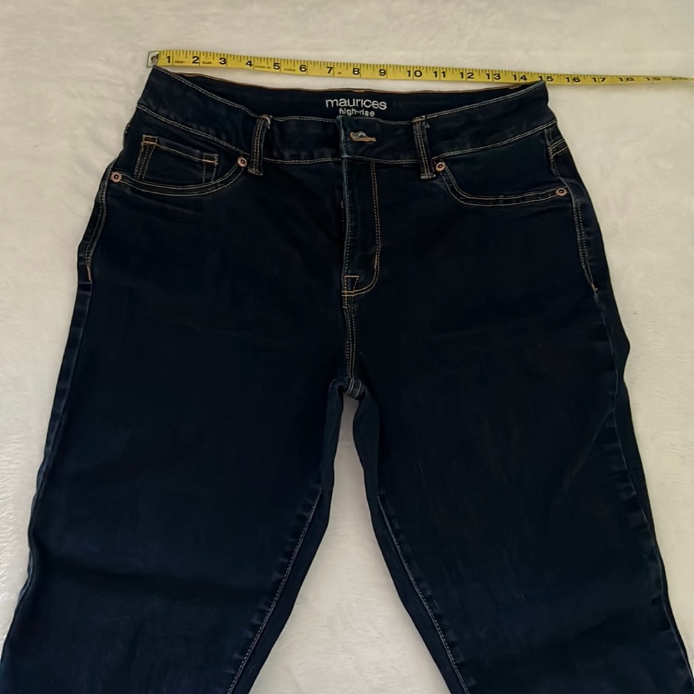 EUC Maurice’s high-rise skinny jeans